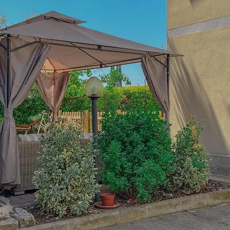 Ampia Casa Con Giardino By Host Hero *