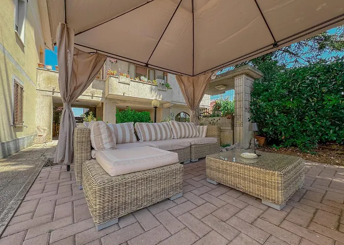 Apartamento Ampia Casa Con Giardino By Host Hero