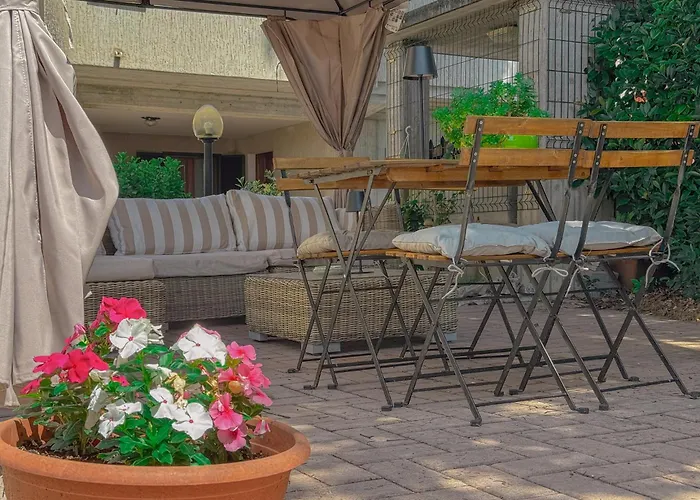 Apartamento Ampia Casa Con Giardino By Host Hero